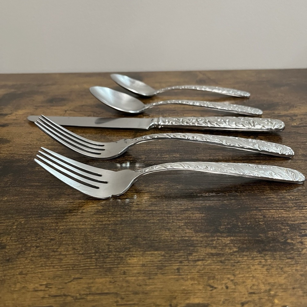 Vtg Reed And Barton Oakleaf Acorn 5 Piece Place Setting Stainless Steel Flatware - Picture 2 of 9